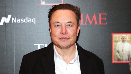 Elon Musk Sells Nearly $7 Billion in Tesla Shares in Preparation for ‘Hopefully Unlikely’ Close of Twitter Deal