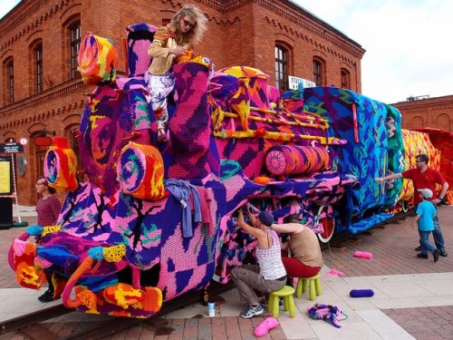 Olek Crochets an Entire Four-Car Locomotive in Lodz, Poland — Colossal