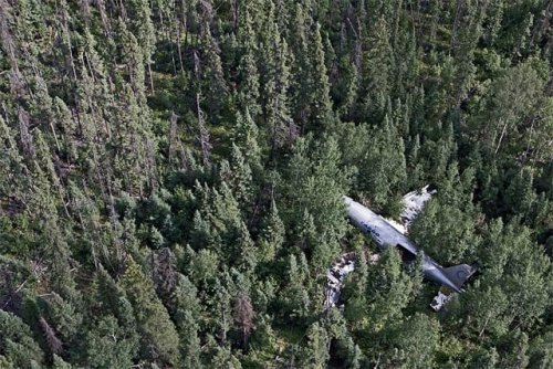 Happy End: Photos of Miraculous Airplane Crashes where All the Passengers Survived — Colossal