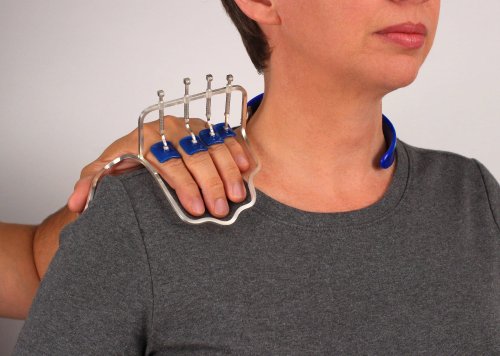 Jennifer Crupi's Sculptural Jewelry Embellishes Human Touch and Emotion — Colossal