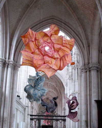 Delicate Paper Sculptures Suspended in Mid-Air by Peter Gentenaar — Colossal
