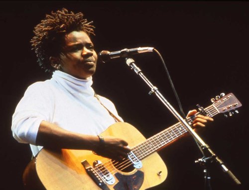 Best Tracy Chapman Songs: 20 Audacious Explorations Of Love And Life