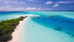 Top 10 Reasons why you should pack your bags and plan a trip to Maldives