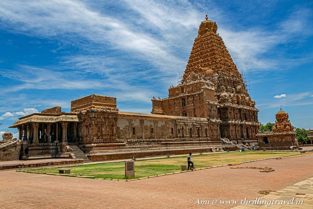 Brihadeeswarar Temple - The Big Temple with no shadow in Thanjavur (Tanjore) - Thrilling Travel