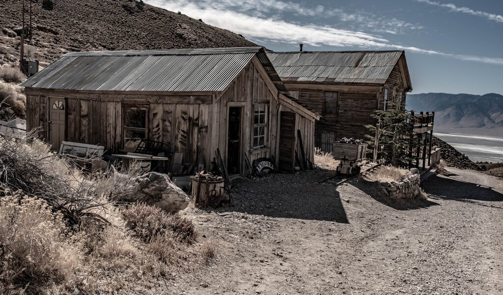 The Most Haunted Ghost Towns in California