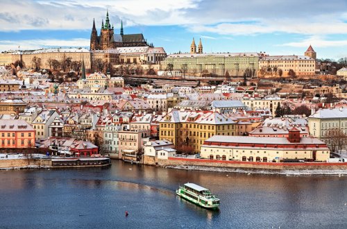These European Cities Are More Dazzling—and Cheaper—in Winter