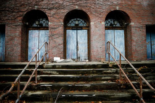 12 Creepy Abandoned Places in Massachusetts You Can Still Visit