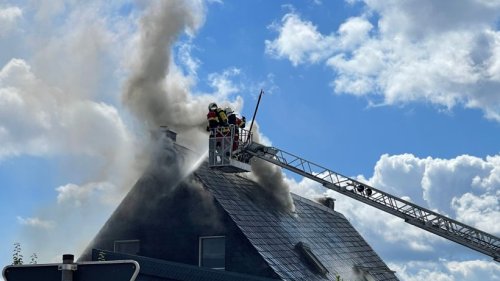 Thüringen: Brand in Wohnhaus! Zwei Menschen verletzt