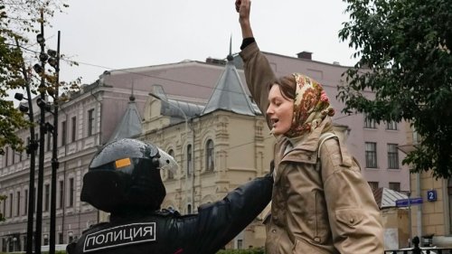 20.000 wegen Antikriegsprotest in Russland festgenommen