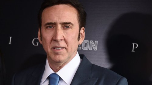 Nicolas Cage in „Renfield“-Trailer als bissiger Dracula