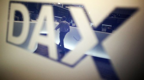 Dax im Minus - Anhaltende Sorgen um Banksektor belasten