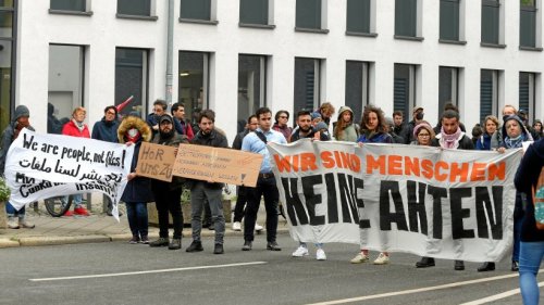 Demonstration vor dem Erfurter Bürgeramt