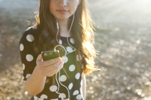 8 Podcasts That Will Captivate Your Mind