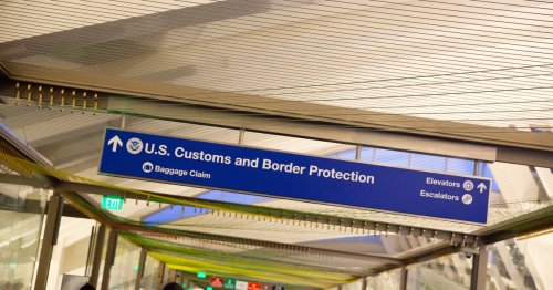 Detentions of Tourists and Visa-Holders Fuel Anxiety About Travel to U.S.