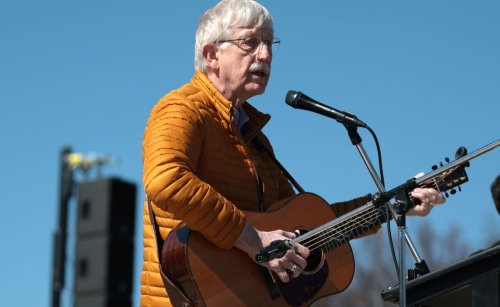 Dr. Francis Collins Led the NIH. Now, He Fears for the Future of Science
