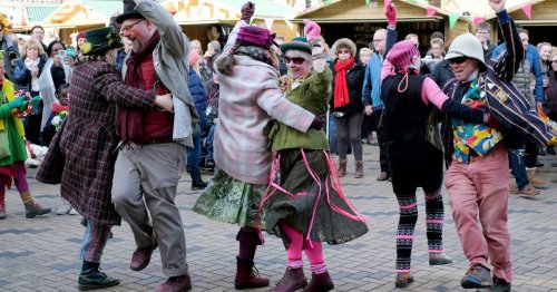 The Delightful Triangle Dance Is the New Viral Craze Getting People Working as a Team