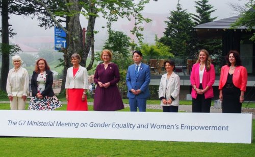 Japan sends male minister to meeting on women's empowerment