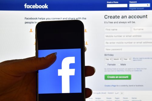 Facebook Loses Bid to Stop a 14-Year-Old Girl From Suing Over a Naked Photo