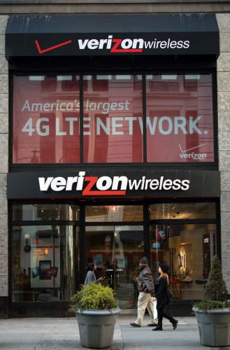 Verizon: Slowing Data Speeds for Some Users Is Necessary
