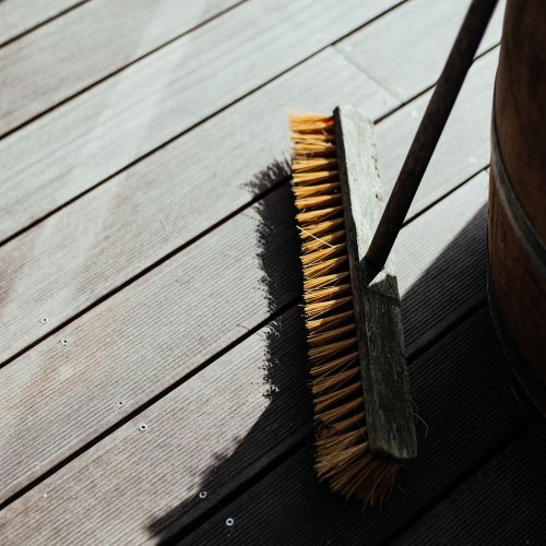 Social media is raving about this genius painting decking hack that gets the job done in 15 minutes