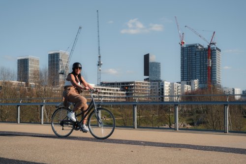 London cyclists might get number plates and 20mph speed limit