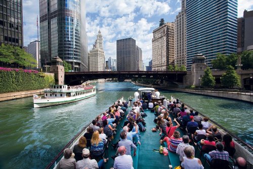 15 Best Boat Tours in Chicago To Book Now in 2022