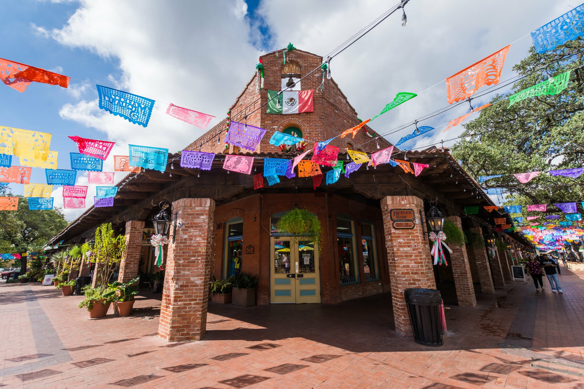 20 Best Things to Do in San Antonio for Tourists and Locals Alike