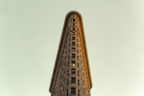 The Flatiron Building just sold for $190 million at auction
