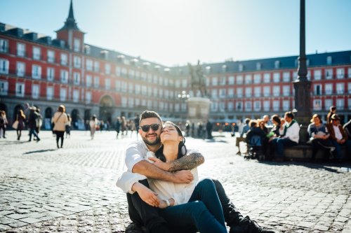 20 percent of Americans found their spouse while traveling, according to one poll
