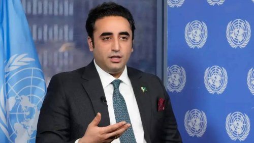 'Add Bilawal For Comic Relief': Internet 'Roasts' Pakistan’s 'Copy India' Acts - Watch