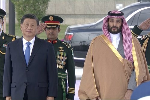 Chinese leader Xi Jinping meets Saudi royals on Mideast trip