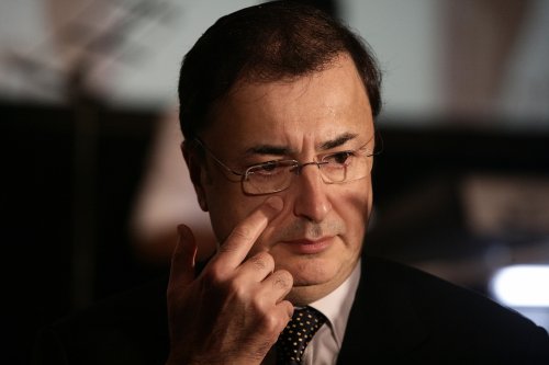 Diamond Tycoon Lev Leviev To Be Questioned In Smuggling Case After Landing In Israel Flipboard