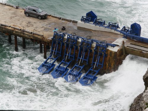 In first, Eco Wave to supply electricity generated from waves to Israeli households