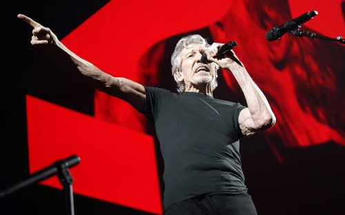 Roger Waters scraps Poland shows amid fury over dovish stance on Ukraine war