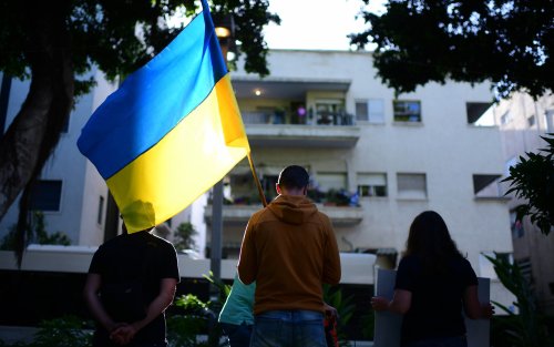 Court rules Israel must grant work permits to Ukrainian refugees