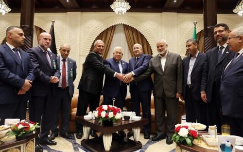 PA leader Abbas, Hamas’s Haniyeh hold first face-to-face meeting in years in Algeria