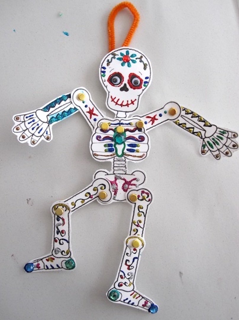 This Skeleton Craft Is Perfect for Halloween & Día de los Muertos