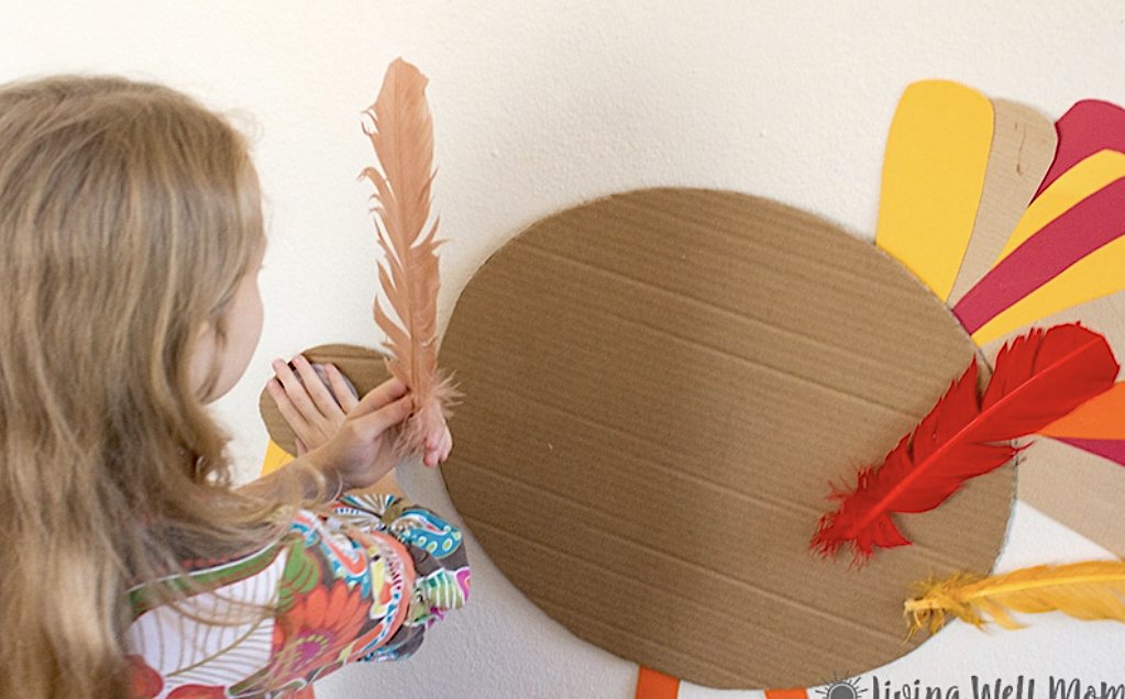 26 Hilarious Thanksgiving Games to Keep the Kids Busy
