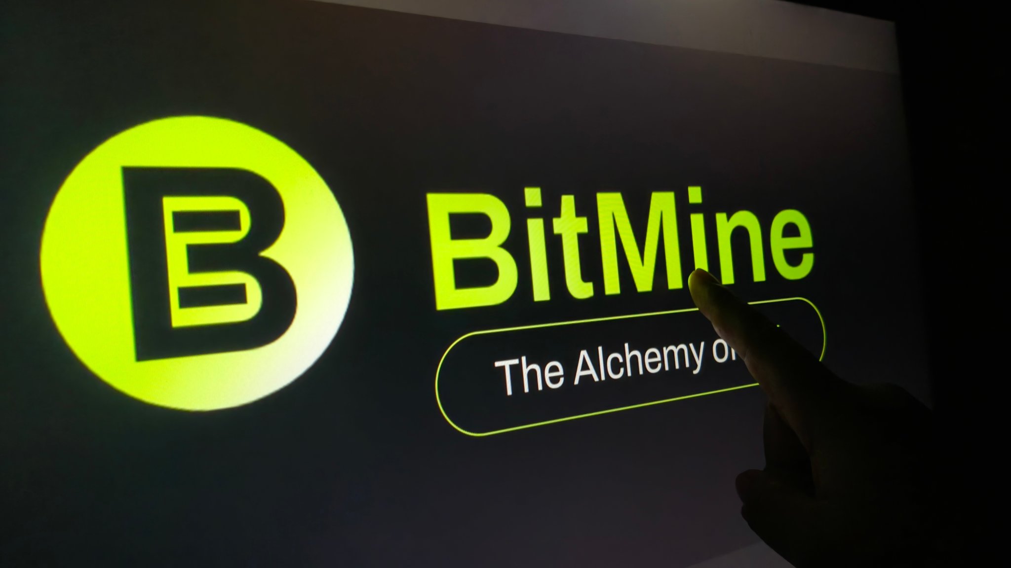 Bitmine Stock Gains as ‘Alchemy of 5%’ Target Nears Following New Massive Ethereum Buy