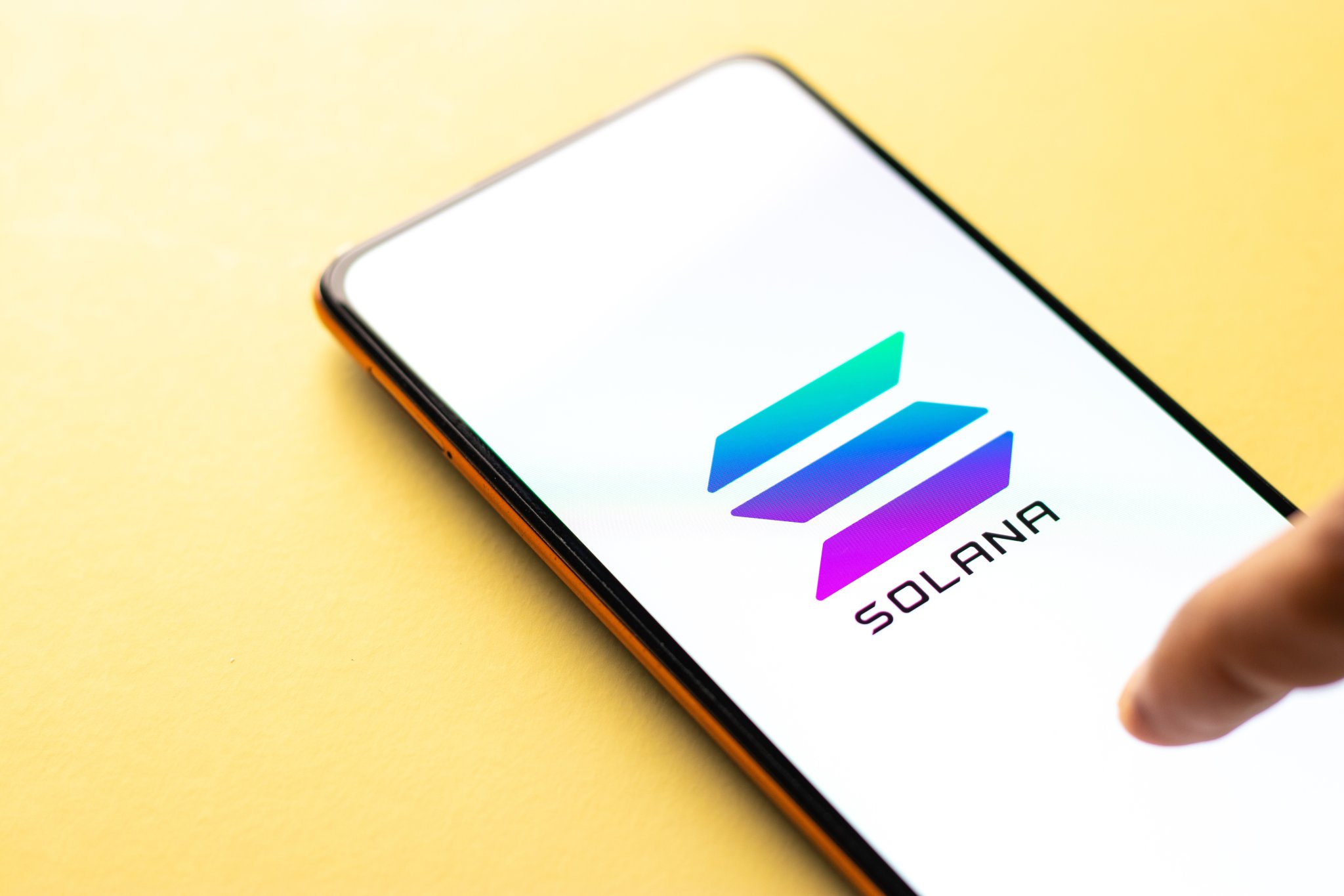 Solana Fights to Swap Memecoin Fame for Serious Finance in 2026