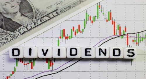 J.P. Morgan Pounds the Table on These 2 Reliable Dividend Stocks