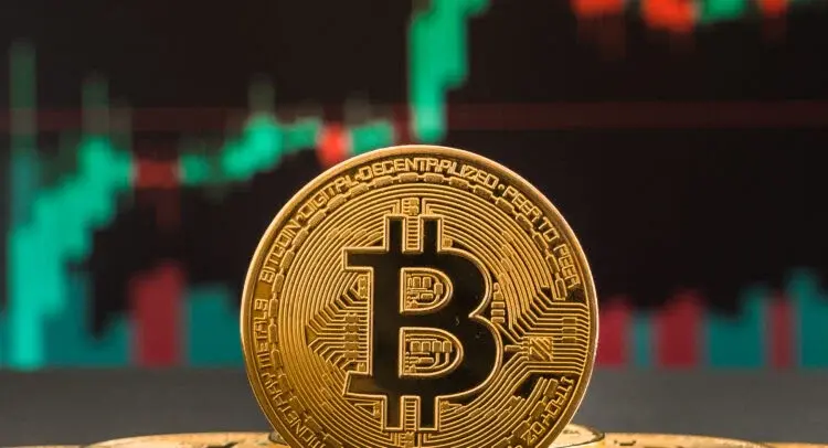 BTC, ETH, DOGE: Crypto Falls Alongside Stocks in Market Rout