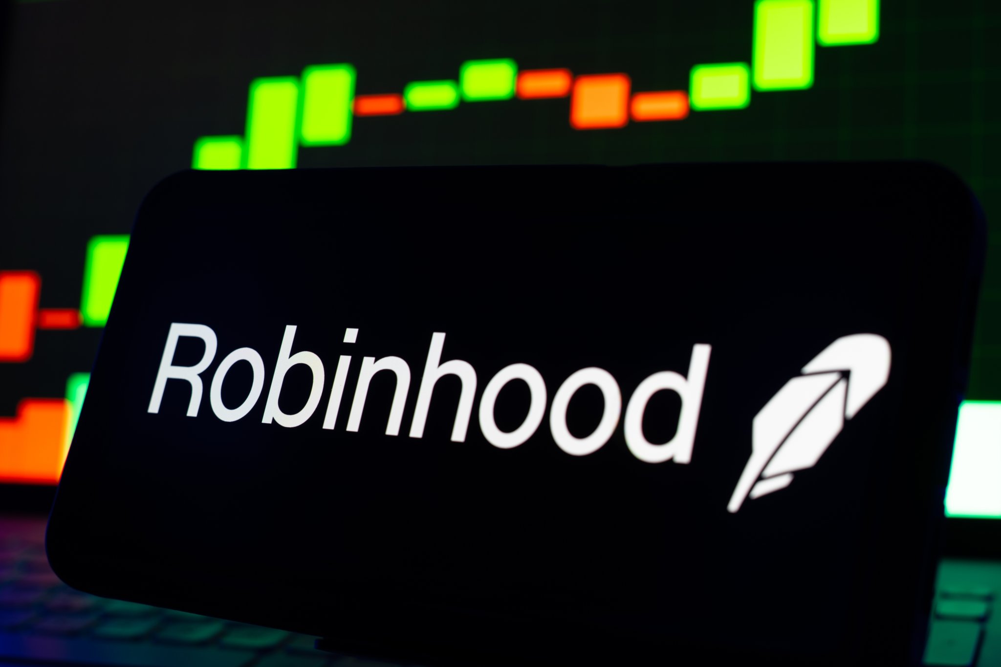 Robinhood’s (HOOD) Crypto-Fueled Growth Faces Stern 2026 Test