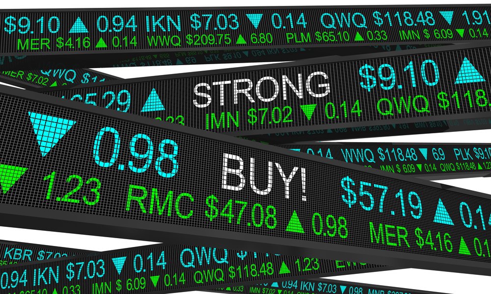 3 ‘Strong Buy’ Technology Stocks Backed by Top Analysts, 11/5/25
