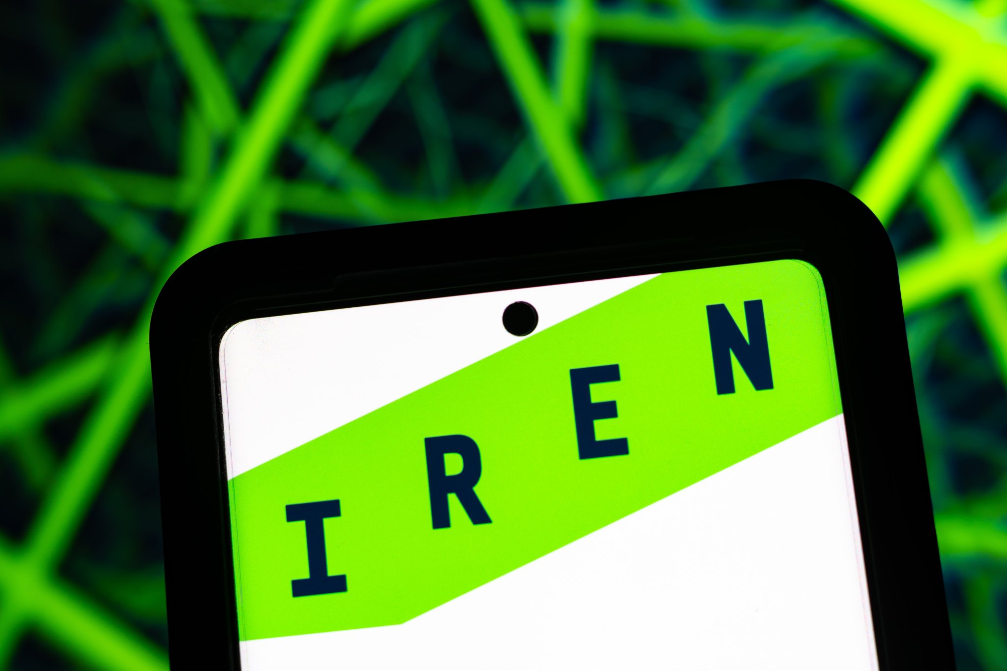 IREN Stock Gains an Edge Over the AI Infrastructure Pack – Canaccord Explains Why