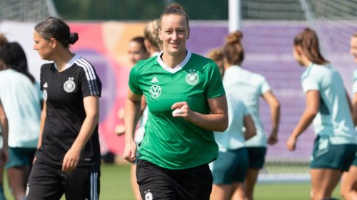 DFB-Elf: Torhüterin Almuth Schult ist erneut schwanger