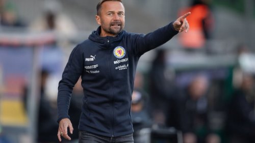 Braunschweig verlängert Vertrag mit Trainer Schiele bis 2025