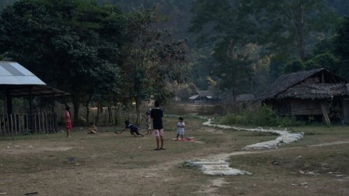Überleben im Schutz des Dschungels von Myanmar