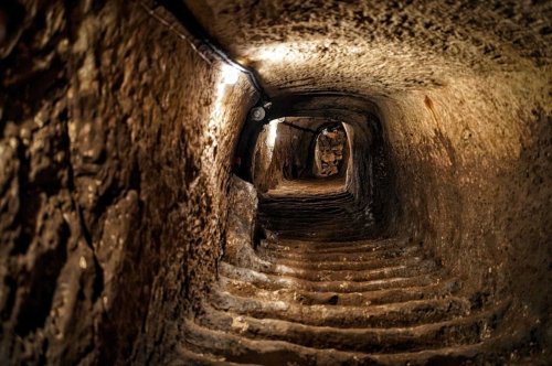 Gaziantep Castle's extensive historical tunnels, caves unearthed