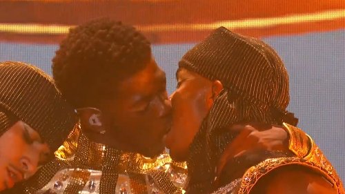 Lil Nas X Defends Kissing Dancer At Bet Awards Diddy Calls It Fearless Flipboard 0938